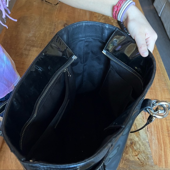 Black patent Coach bag - Picture 6 of 6